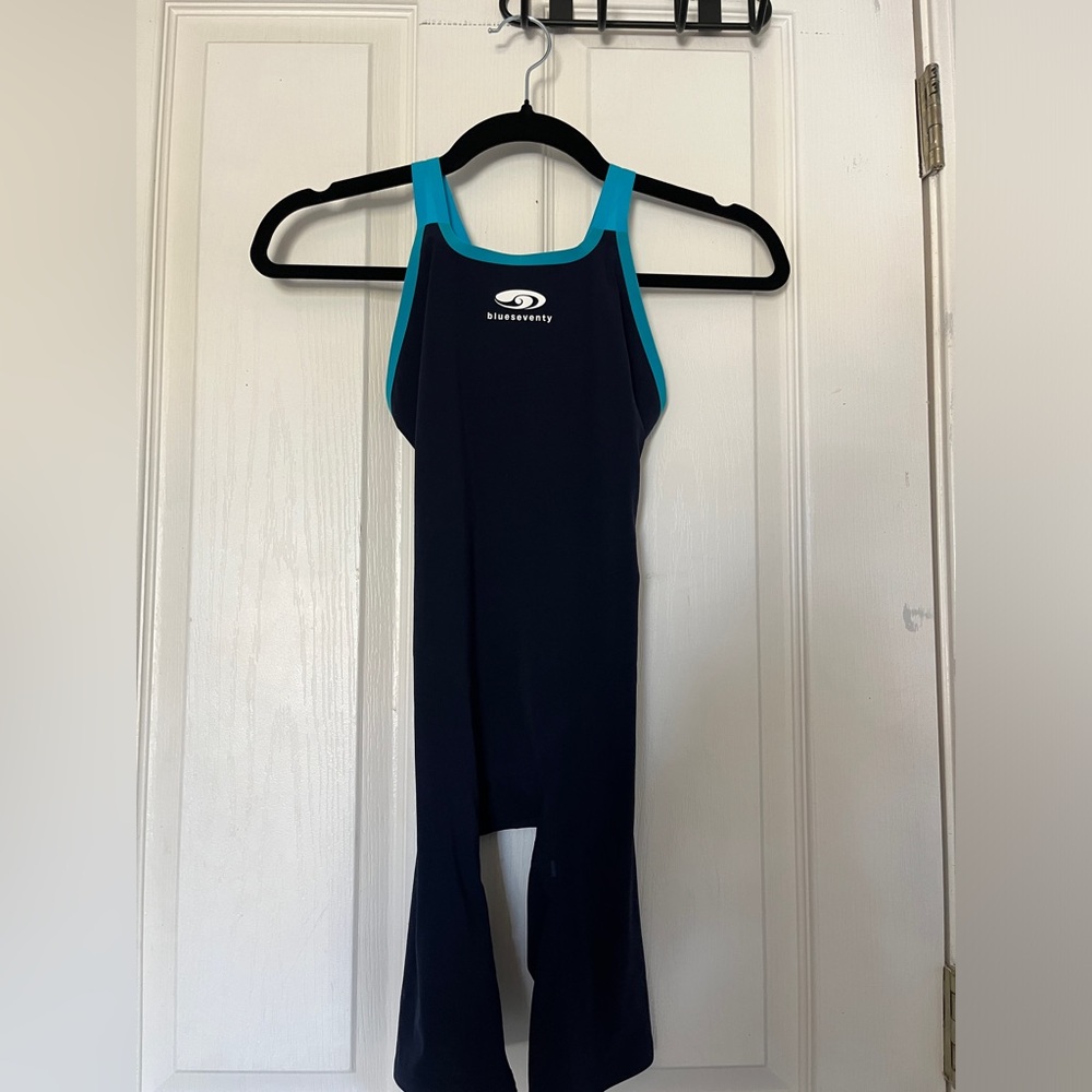 Blue seventy tech suit size 22 women’s